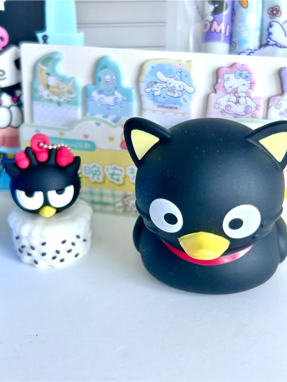 💖(HK397) Hello Kitty & Friends 11-Piece Variety Fun Bundle! - Picture 6 of 13